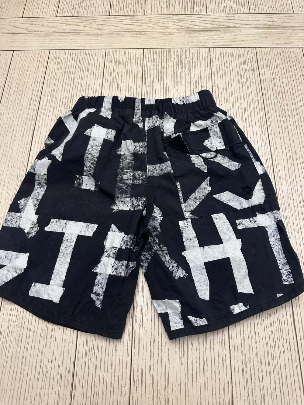 Nununu Swim Shorts Size 8/9